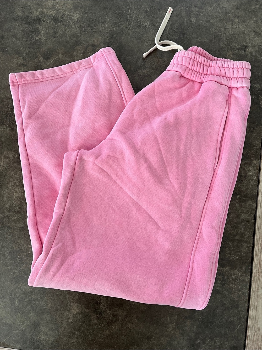 Mommday sweats
